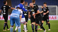 Slavil s nahým zadkem! Po gólu v nastavení přišel útočník o všechno