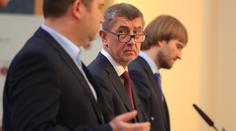 Opatření proti covidu se asi zpřísní. Vojtěch chce testy po každé dovolené