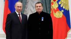 Moderátor Solovjov v televizi vyzval k útoku na Polsko. Jen tak pro jistotu, řekl