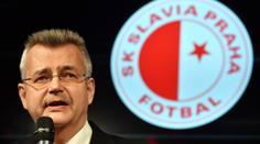 Slávistickou hanbu žehlí Tvrdík! Stydím se a omlouvám se rodině