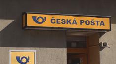 Česká pošta od července zdraží. Lidé si za to můžou sami, tvrdí ekonom