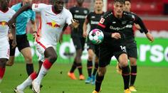 Kolín zaskočil favorita, Schickův Leverkusen prohrál s Bayernem