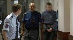 Znásilňoval nevlastní sestru, dostal deset let