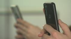 Až čtvrtina Čechů se o duševních problémech radí s AI. Opatrně, varují terapeuti