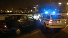 Čech v kradeném autě ujížděl bavorským policistům