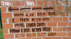 Autor výhružky je stále na svobodě, lidé v Olomouci mají strach