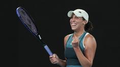 Světová jednička v slzách. Žhavé finále Australian Open vyhrála Keysová