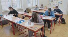 Tisíce dětí se nemusí dostat na vysněnou školu. Potíže s kapacitou byly už loni