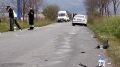 Srážka osobního auta s cyklistou uzavřela silnici