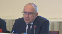 Ministr školství se omluvil rodičům. Stali jste se rukojmími, říká