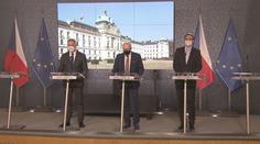 Vláda oznámila nová pravidla pro testy. Upravila také opatření pro školy