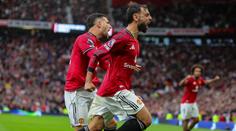 Manchester United má první letošní výhru. V nastavení ho spasil Fernandes
