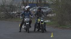 Počet smrtelných nehod na motorkách roste. Pomoci by mohly motorkářské kurzy