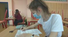 Na Karvinsku se nakazila maturantka. Celé třídě hrozilo posunutí maturit
