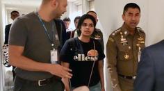 Dívka se zřekla islámu a bojí se o život. OSN jí dala šanci na azyl