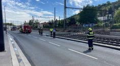 Tramvaj na Smíchově srazila muže, na místě zemřel. Řeší to kriminálka