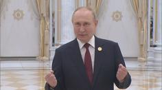 Putinovi otéká tvář a roste břicho. Odborníci vysvětlili, co to znamená