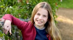 Princezna Charlotte slaví 9. narozeniny. Na fotce se podobá Dianě, tvrdí fanoušci