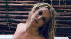 Britney Spears oslavila svobodu nahými fotkami. Ukázala úplně všechno