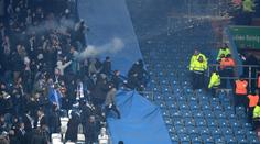 Výtržnosti při fotbale v Rostocku. Kluby se vzájemně obviňují