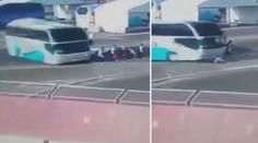 VIDEO: Autobus smetl mladé akvabely na Evropských hrách