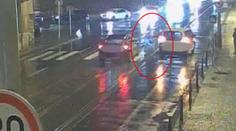 Přejel chodce a vláčel ho za sebou: Policie už ví, kdo je řidič BMW