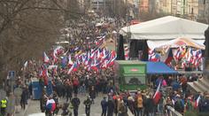 V Praze lidé demonstrovali proti vládě, na akci dohlížela policie