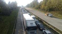 Hromadná nehoda zablokovala dálnici D1 ve směru na Brno