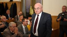 Děkan z Plzně, kterého hledala policie, rezignuje