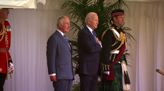 Biden navštívil Británii. Ve Windsoru ho přijal král Karel III.
