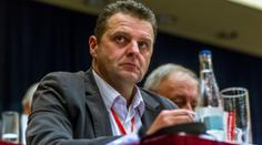 Proti Ondráčkovi protestovaly tisíce lidí. Teď chce šéfovat KSČM