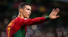 Má tohle Ronaldo zapotřebí? Proti trpaslíkovi směšně simuloval za stavu 4:0