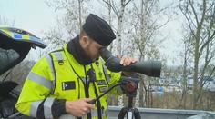 Policisté na Liberecku zastavili opilou řidičku. Později jim zavolala, že bourala