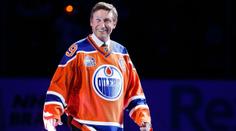 Legendární Gretzky vyzývá IIHF: Vyřaďte Rusko z juniorského šampionátu