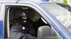 Bravo! Policisté dopadli zloděje, kteří ukradli sejf s 8 miliony