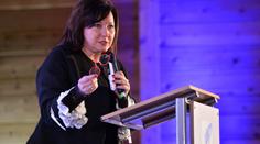 Schillerová škrtá nevyužitá úřednická místa. Ušetří aspoň nulu? ptají se lidé