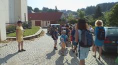 Dobrovolníci pomáhají po tornádu všelijak, děti vzali zdarma na tábor