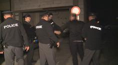 Zloději ničili auta kvůli pár stovkám, policie je dopadla