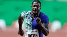 Gatlin nejspíš přijde o MS! Hvězdný sprinter se poranil při závodě
