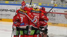 Pardubice těsně udolaly Litvínov a jsou stále v čele, Motor si výhrou polepšil
