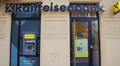 Raiffeisenbank se potýká s problémy. Klienti hlásí výpadky i přetížené infolinky