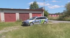 Opilý řidič se snažil uplatit policisty. Jeho přemlouvání si natočili