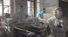 Hospitalizovaným s covidem může výrazně pomoct levný lék, tvrdí studie