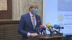 POZOR! Ministerstvo zdravotnictví změnilo pravidla pro nošení roušek