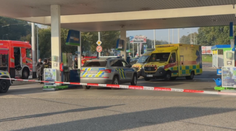 Drama na benzínce v Praze. Muž se bodal do krku, zemřel před zraky policie