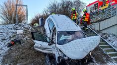11 zraněných při dvou vážných nehodách: V nemocnicích skončilo několik dětí