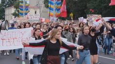 Běloruskem dál zmítají demonstrace. Policie zadržela stovky dalších lidí