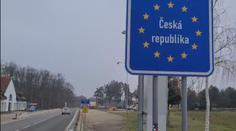 Na přechodu v Poštorné zadrželi ozbrojeného pachatele vloupání ve Vídni