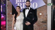 Tvrďák Procházka se ukázal jako model. Pózoval s těhotnou partnerkou