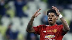 United čelí rasismu: Opičí smajlíky mi posílá učitel matiky, píše Rashford